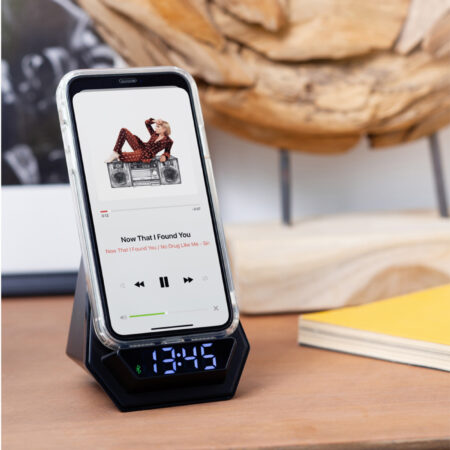 5872 - Wireless Şarj Cihazı & Hoparlör & Dijital Saat