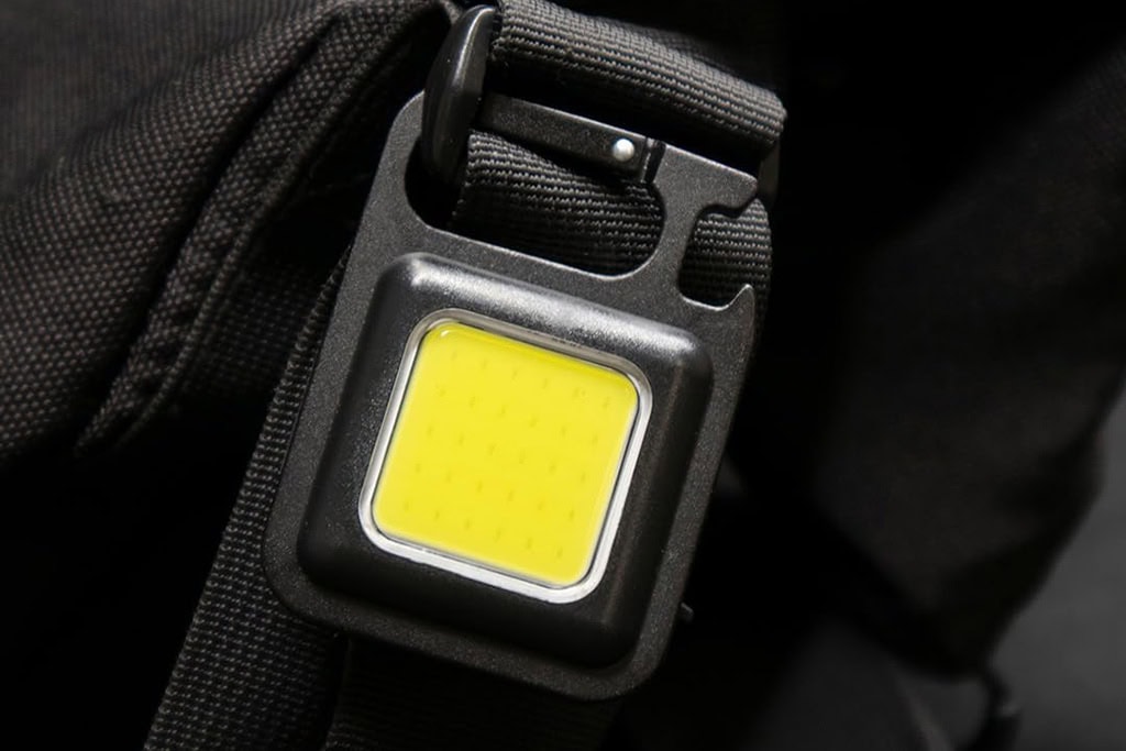 1216 - Type-C Şarjlı COB Led Mini El Feneri - Görsel 5