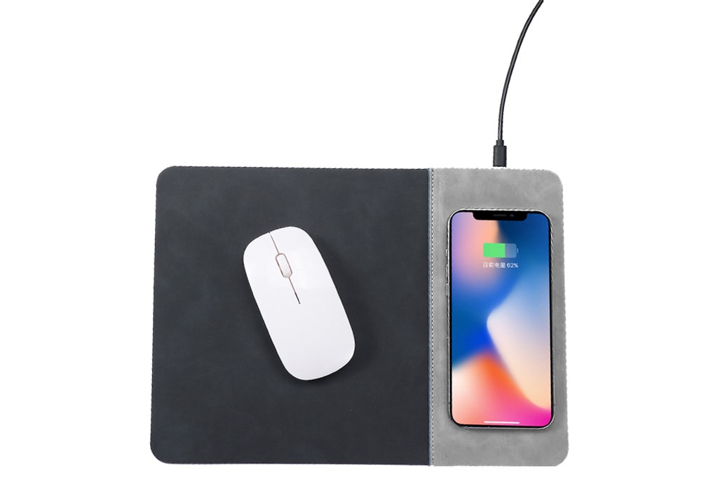 5816 - 15W Kablosuz Hızlı Şarj Özellikli Deri Mouse Pad